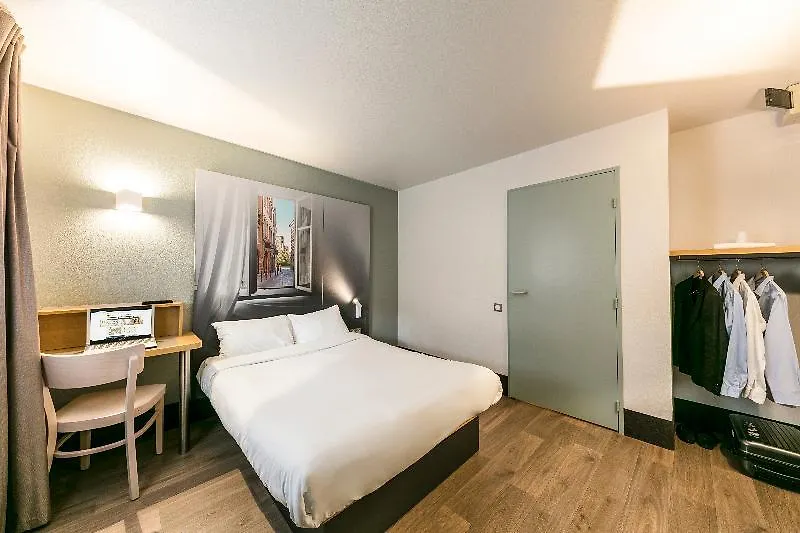 B&B HOTEL Toulouse Cité de l'Espace Mouchotte 2*,  Francia