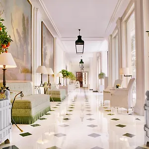 ***** Hotel Le Bristol - An Oetker Collection França