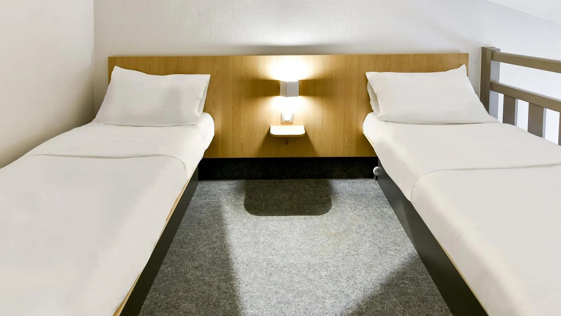 B&B Hôtel Toulouse Cité de l'Espace Mouchotte 2*,